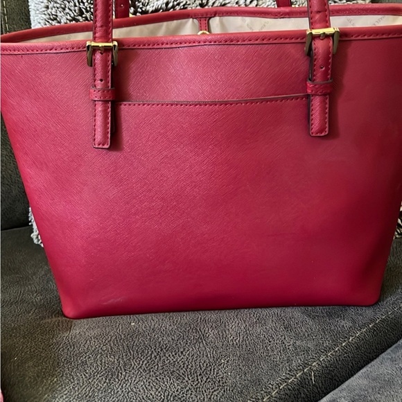 Deep Red Michael Kors iet set purse and matching clutch/ wallet - Picture 6 of 11